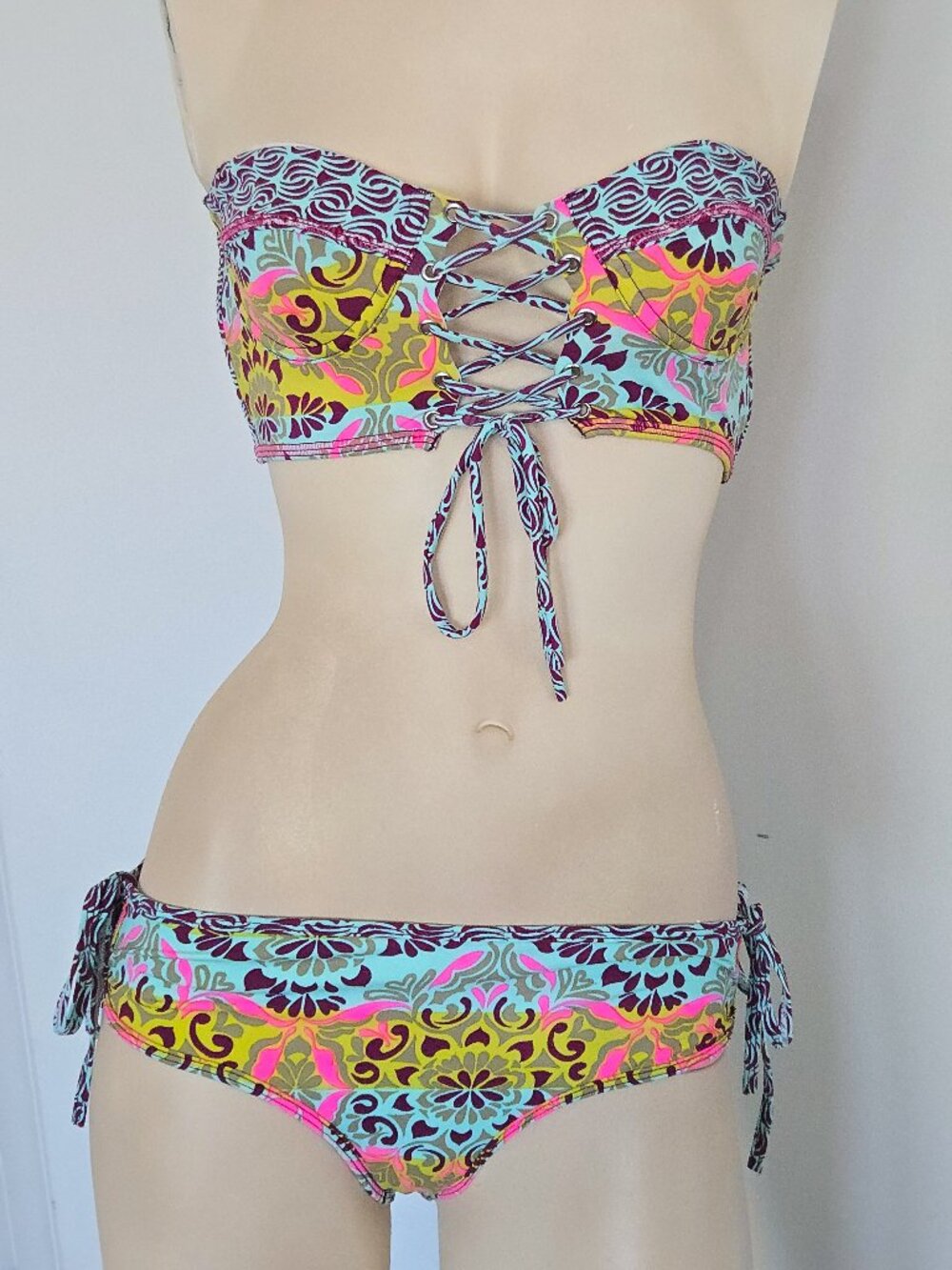 Cosita Linda Colorful Bikini Set Lace Up Bustier Bandeau Top Ruched Bottom S